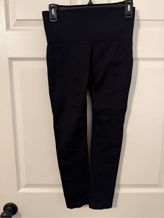 HALARA Pants - Halara ribbed compression Leggings